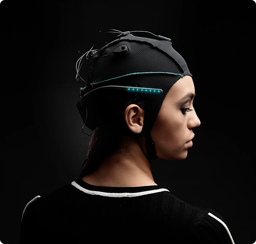 Wearable EEG headset